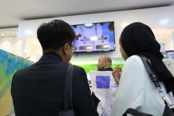 بازدید اعضای آژانس ملی پژوهش و نوآوری اندونزی 21