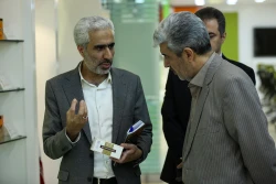 بازدید دبیر ستاد علم و فناوری شورای عالی انقلاب فرهنگی از ستاد توسعه فناوری نانو و میکرو 4