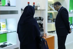 نشست تخصصی تدوین استانداردهای ملی و بین المللی فناوری نانو 40