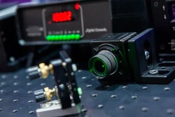 گزارش تصویری روز اول چهاردهمین نمایشگاه ستاد توسعه فناوری نانو و میکرو 19