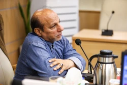 نشست با فناوران و صنایع حوزه رنگ و رزین 22