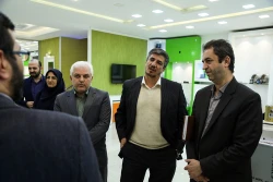 بازدید رئیس شورای ملی ایمنی زیستی و جمعی از مدیران سازمان محیط زیست  از ستاد 13