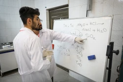 مرحله نهایی سیزدهمین مسابقه ملی فناوری نانو 9