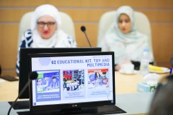 بازدید جمعی از فعالان رسانه ای سراسر دنیا از ستاد توسعه فناوری های نانو و میکرو 7