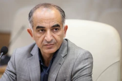 بازدید دکتر بیگ‌زاده مدیرعامل محترم شرکت سهامی نمایشگاه‌های بین‌المللی از ستاد نانو و میکرو
 10