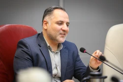 جلسه معارفه اساتید برنامه محصول محور
 12