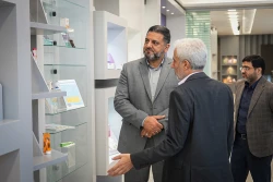 بازدید دکتر عظیمی‌راد سخنگوی کمیسیون آموزش مجلس از ستاد نانو 6